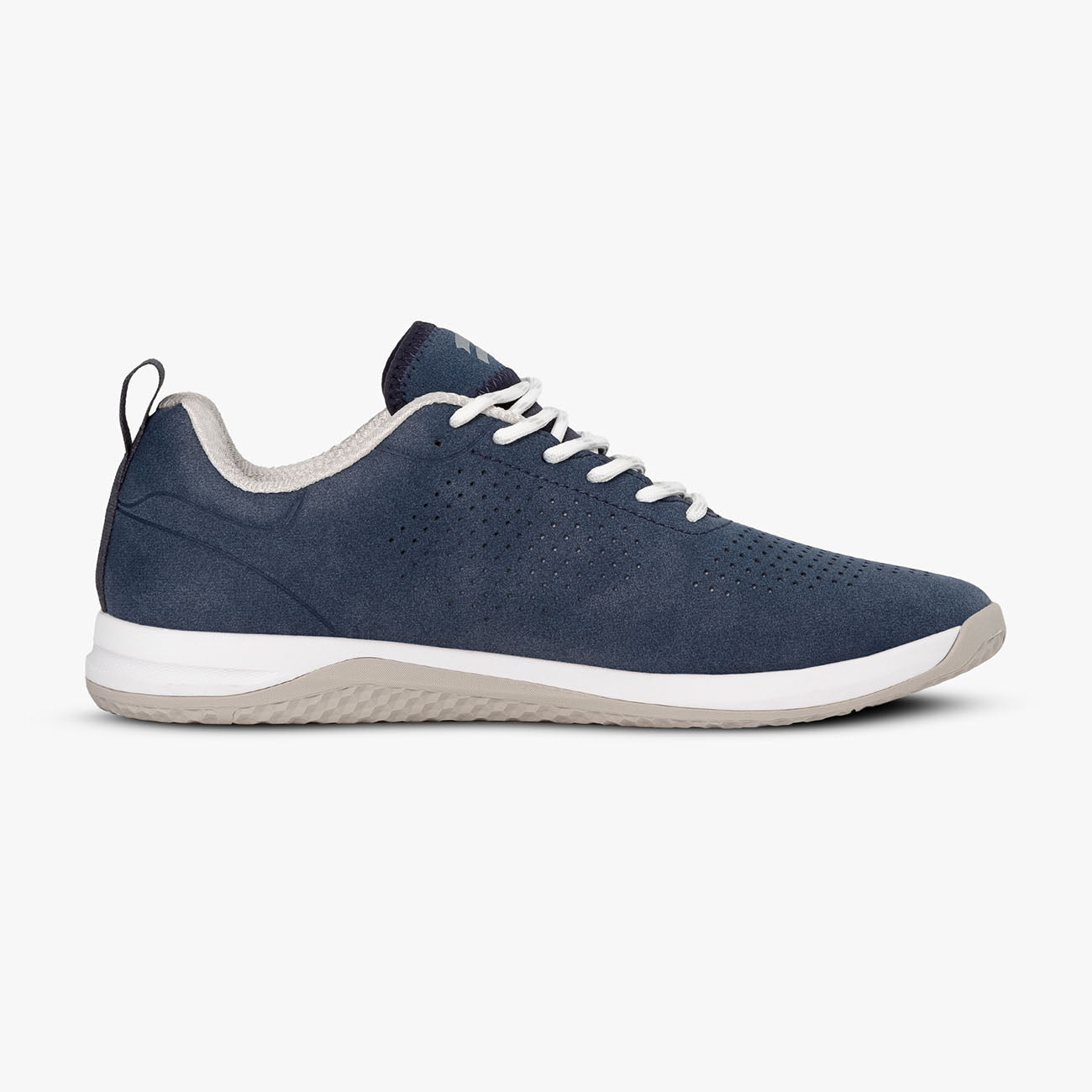 
                  
                    STRIKE MVMNT Sueze Trainer
                  
                